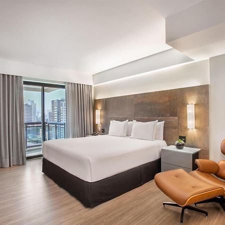 เมเลีย อิบิราปวยรา Hotel เซาเปาโล ภายนอก รูปภาพ