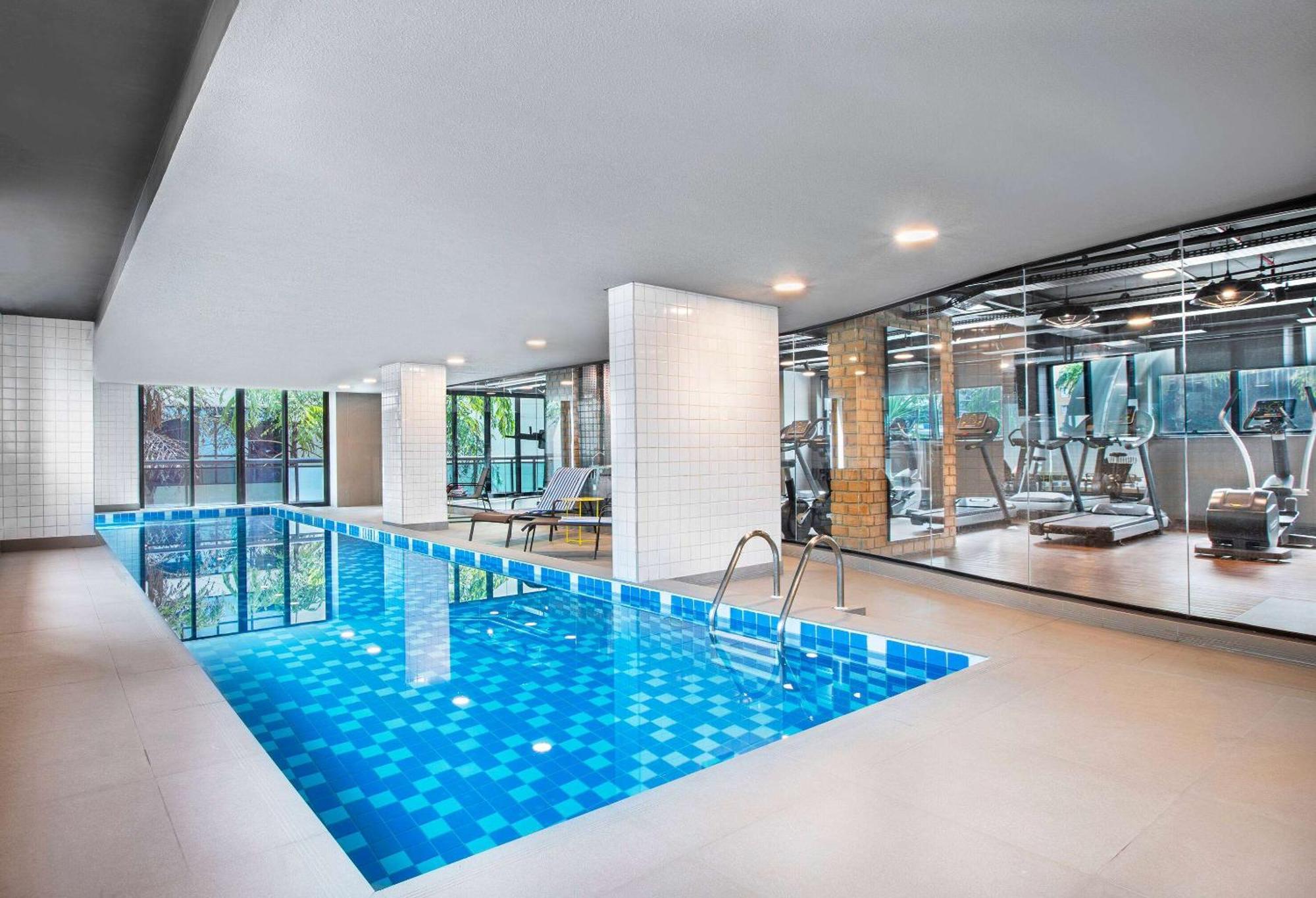 เมเลีย อิบิราปวยรา Hotel เซาเปาโล ภายนอก รูปภาพ